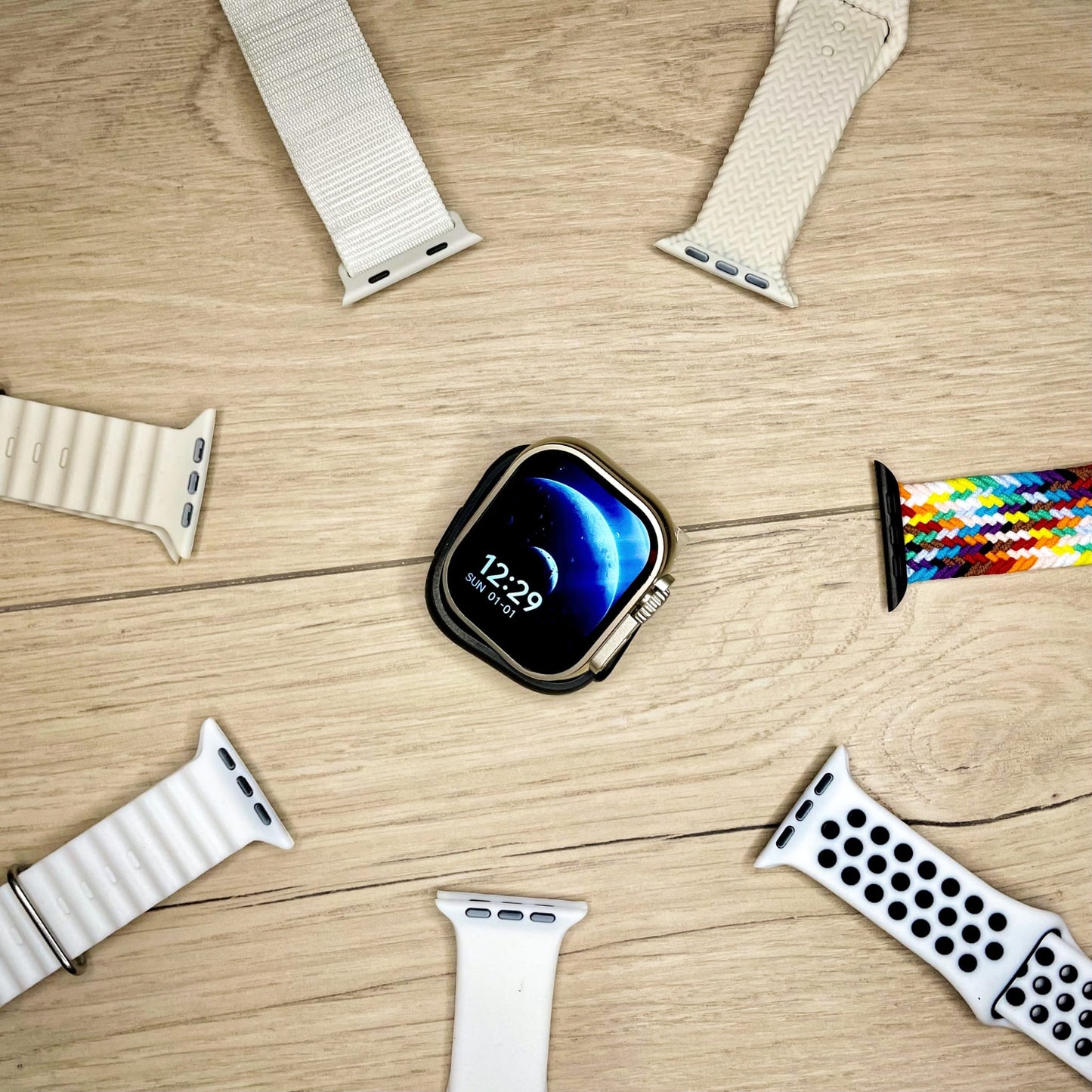 Kit Aemax – 1 Smartwatch Ultra 9 + 7 Braceletes + 1 Proteção + 1 Carregador